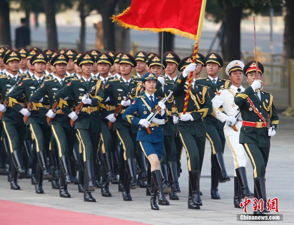 三軍儀仗隊(duì)高清大圖，展現(xiàn)榮耀與威嚴(yán)的壯麗畫卷，三軍儀仗隊(duì)壯麗畫卷，榮耀與威嚴(yán)的高清展示