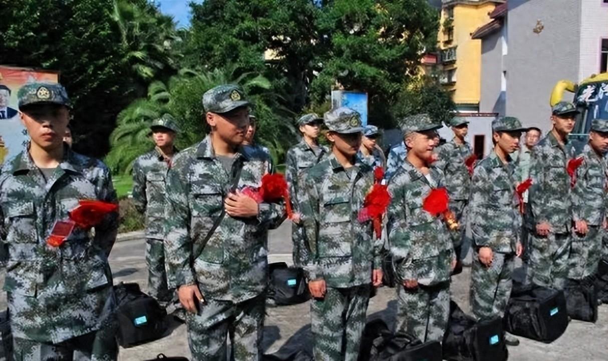 中央軍事委員會組成人員表及其職責(zé)與重要性，中央軍事委員會組成人員表、職責(zé)與重要性解析