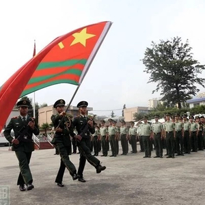 武警部隊(duì)軍旗，榮耀的象征與力量的體現(xiàn)，武警部隊(duì)軍旗，榮耀與力量的象征