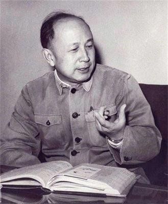 錢學(xué)森的成就和貢獻(xiàn)，偉大的科學(xué)家的一生，錢學(xué)森的偉大成就與科學(xué)貢獻(xiàn)，一生獻(xiàn)身于科學(xué)事業(yè)的光輝歷程