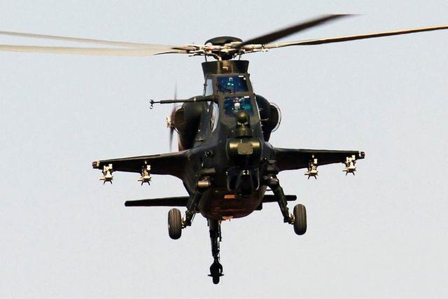 武直-19與阿帕奇，兩款武裝直升機(jī)的深度對(duì)比與解析，武直-19與阿帕奇武裝直升機(jī)，深度對(duì)比與解析