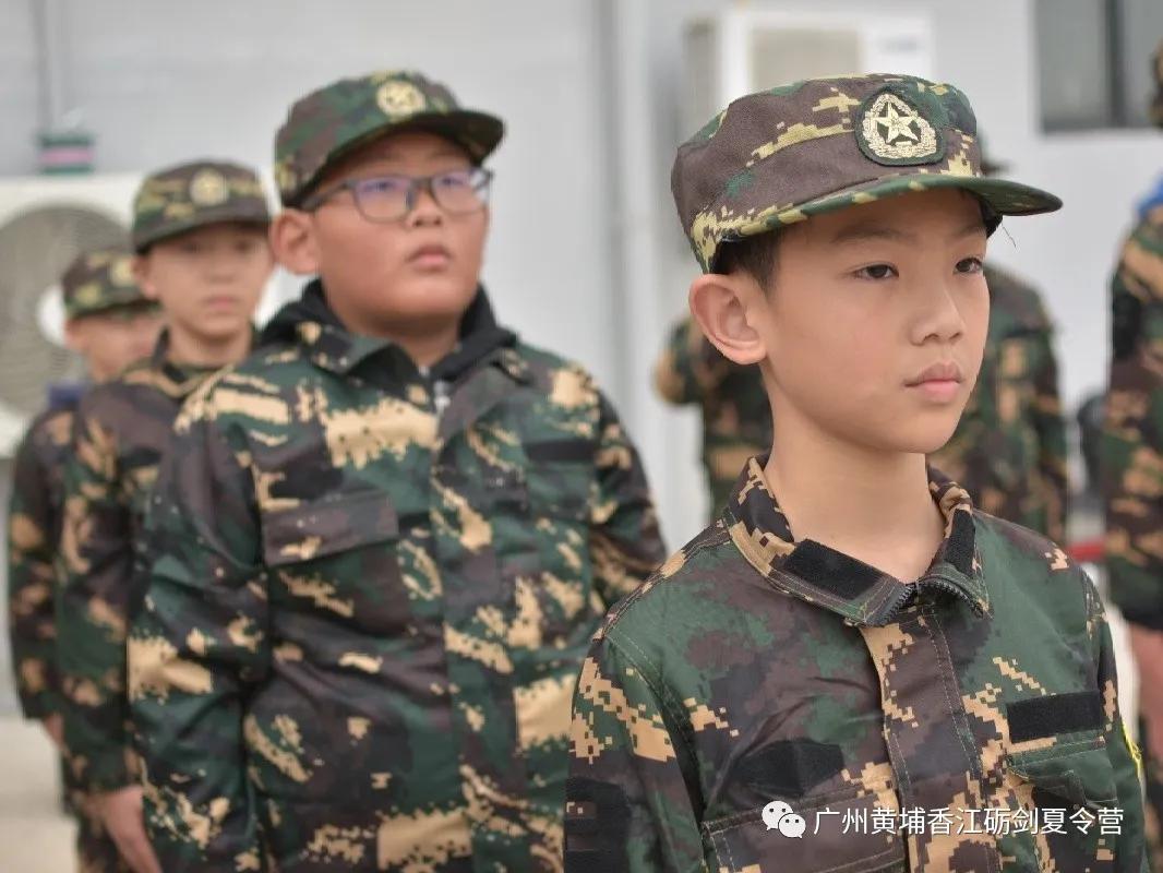 最近的軍事新聞大事概覽，聚焦全球軍事動態(tài) 2021年回顧，全球軍事動態(tài)回顧，聚焦軍事新聞大事概覽 2021年回顧與展望