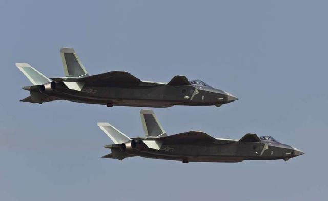 殲-20飛行速度，揭秘中國新一代隱身戰(zhàn)斗機的速度與性能，揭秘殲-20隱身戰(zhàn)斗機的速度與性能，中國新一代戰(zhàn)斗機的飛行速度探索