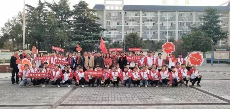 洛陽(yáng)旅游團(tuán)聯(lián)系方式——您的旅行首選伙伴，洛陽(yáng)旅游團(tuán)聯(lián)系方式，首選旅行伙伴，暢游古都之旅！