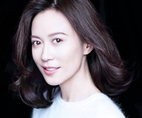 揭秘有緋聞的女演員明星的世界，揭秘緋聞女星的世界