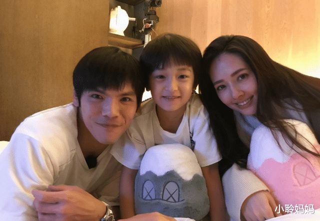 郭碧婷三胎官宣，幸福家庭的喜悅與期待，郭碧婷三胎官宣，家庭迎來(lái)新喜悅與期待