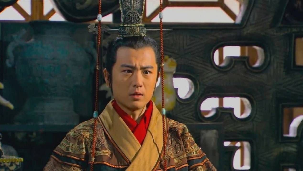 揭秘劉伯溫期期精準(zhǔn)選肖背后的故事，誰(shuí)成為富婆背后的秘密？，揭秘劉伯溫精準(zhǔn)選肖背后的故事，富婆背后的秘密揭曉！