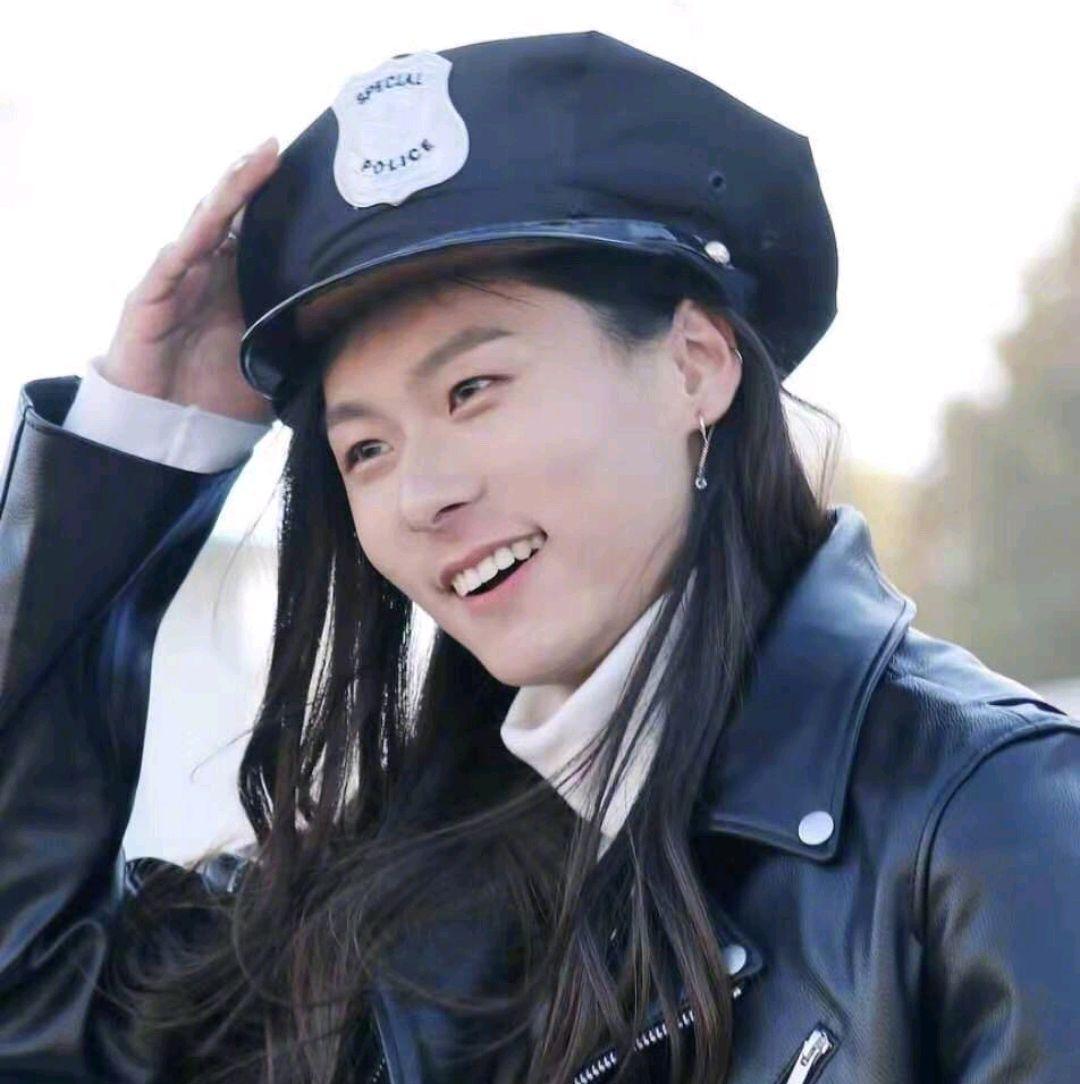 韓國娛樂圈真實(shí)爆料，揭秘背后的故事，韓國娛樂圈內(nèi)幕揭秘，真實(shí)故事背后的真相