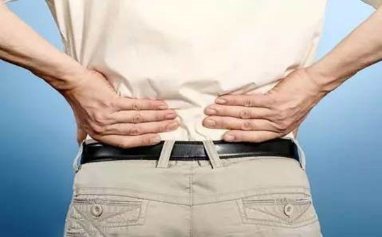 飛機(jī)打多了腎疼怎么辦——探究原因與解決方案，飛機(jī)打多了腎疼怎么辦？——原因解析與解決方案探討