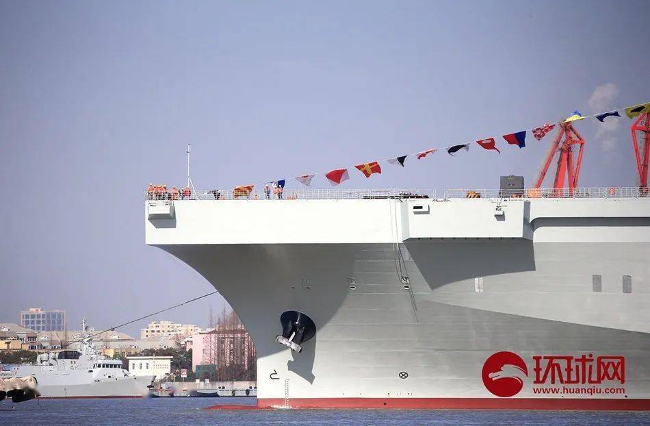 第三艘075安徽艦，中國(guó)海軍力量的新里程碑，中國(guó)海軍新里程碑，第三艘075安徽艦亮相