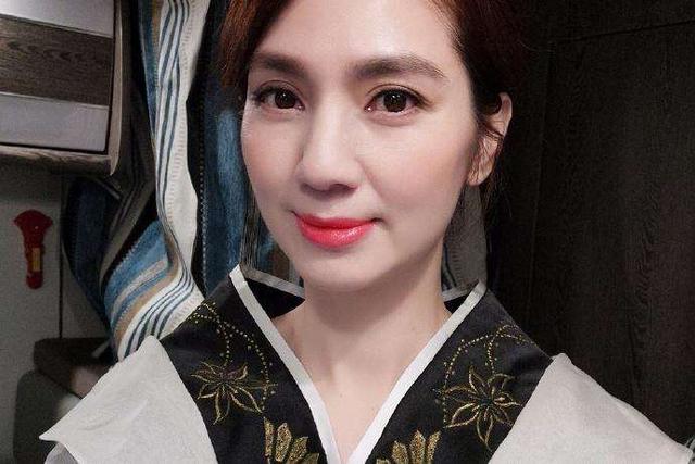 張丹峰老婆，揭秘背后的故事與獨(dú)特魅力，張丹峰老婆，背后的故事與獨(dú)特魅力揭秘