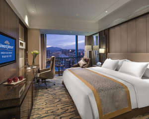 青島酒店預(yù)訂攻略，輕松預(yù)訂心儀住宿，享受海濱城市之旅，青島酒店預(yù)訂攻略，輕松預(yù)訂心儀住宿，暢游海濱城市