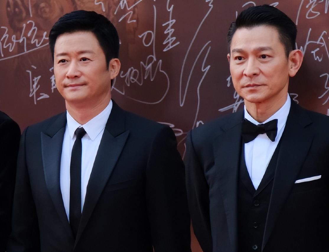 劉德華真實(shí)身高，揭秘天王巨星身高的真相，揭秘劉德華真實(shí)身高，天王巨星的身高真相