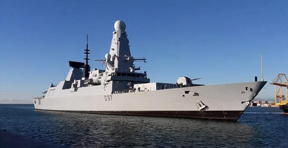 山東艦航母圖片，展現(xiàn)中國海軍力量的壯麗畫卷，山東艦航母圖片，中國海軍力量的輝煌展示