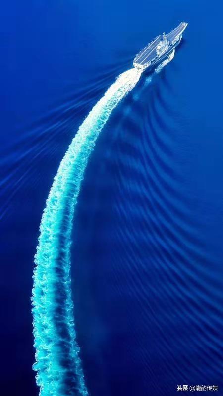 中國(guó)海軍航母最新消息，展現(xiàn)強(qiáng)大實(shí)力與不斷前行的步伐，中國(guó)海軍航母最新動(dòng)態(tài)，實(shí)力展現(xiàn)與不斷前行的步伐