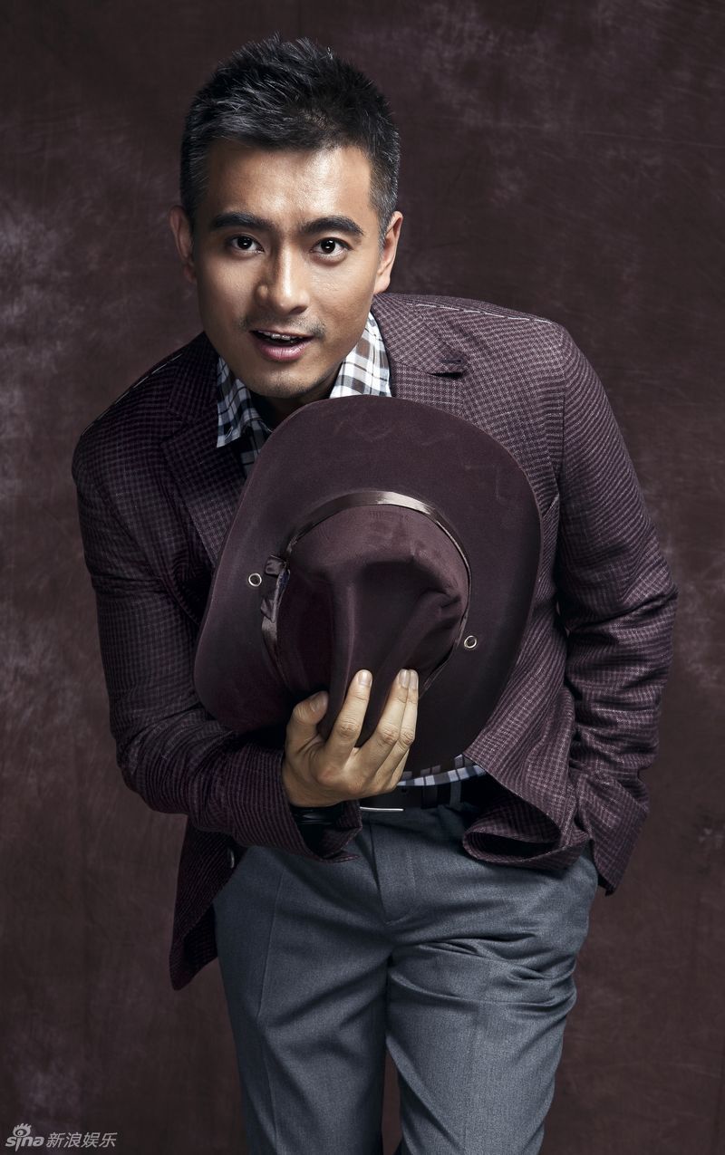 陳龍，揭開明星的神秘面紗——圖片與個(gè)人資料探索，陳龍，揭開明星神秘面紗——個(gè)人資料和圖片探索之旅