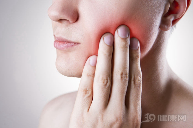 舌癌的早期癥狀圖片，了解、預(yù)防與應(yīng)對(duì)，舌癌早期癥狀圖解，了解、預(yù)防與應(yīng)對(duì)策略