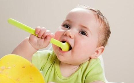 家庭常備小兒感冒藥清單大全——新手爸媽的必備指南，家庭必備小兒感冒藥清單，新手爸媽指南