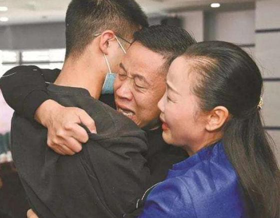 中國一旦開戰(zhàn)，深圳是否會被轟炸？解析與探討，中國開戰(zhàn)時深圳會否遭轟炸？深度解析與探討