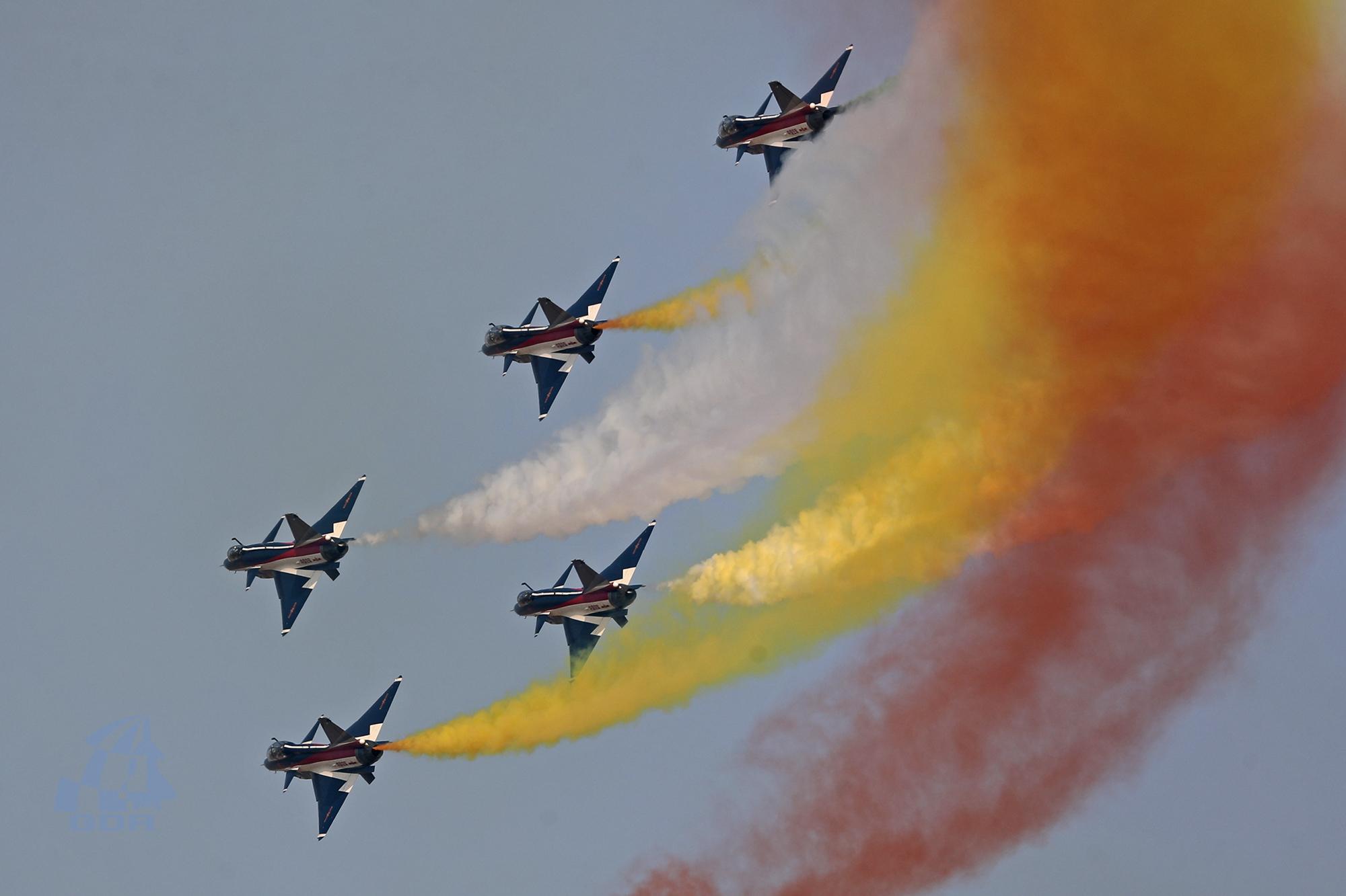 殲10圖片大全，探索中國空軍杰出戰(zhàn)斗機風采，殲10戰(zhàn)斗機風采展示，中國空軍杰出戰(zhàn)機圖片大全