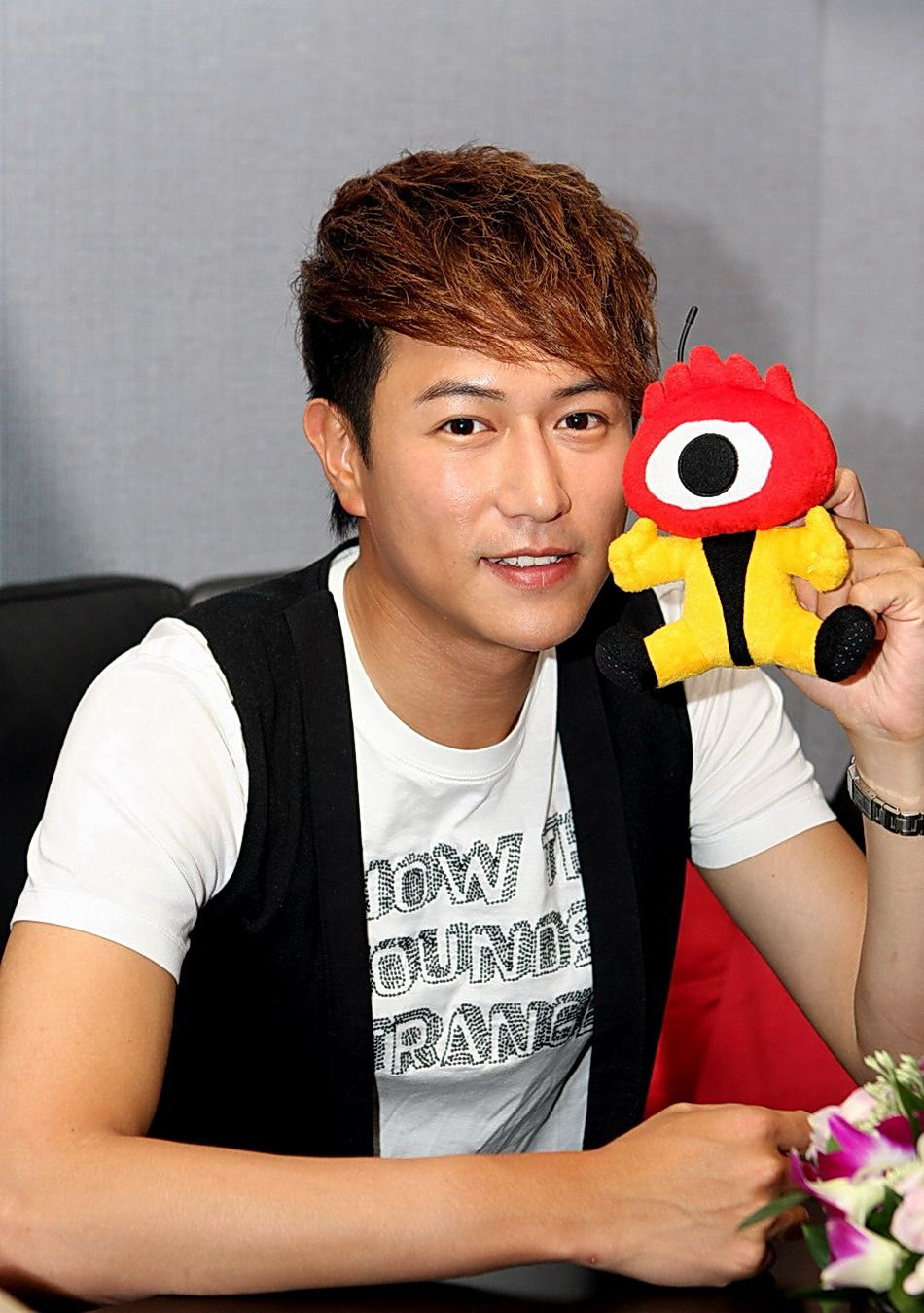 陳鍵鋒個人資料，深度解析一位多才多藝的藝人，陳鍵鋒，一位多才多藝的藝人深度解析