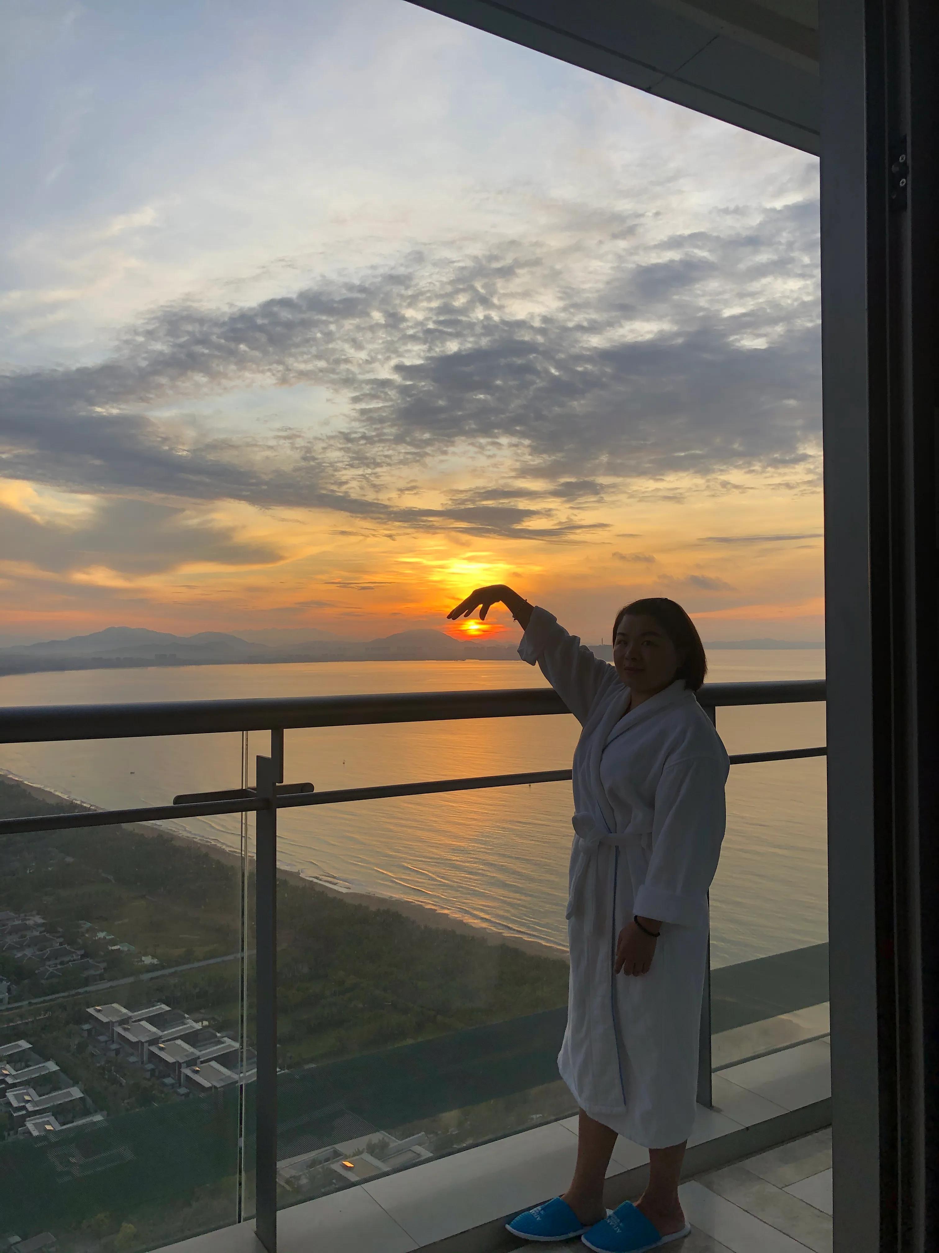 三亞度假勝地，亞龍灣與海棠灣住宿選擇深度解析，三亞度假勝地解析，亞龍灣與海棠灣住宿攻略對(duì)比