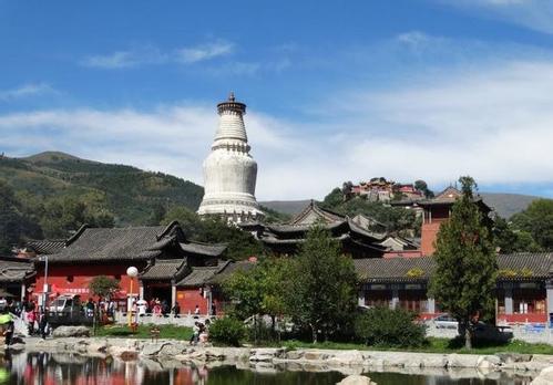 五臺(tái)山旅游指南，揭秘前往五臺(tái)山必須了解的禁忌，五臺(tái)山旅游指南，揭秘五臺(tái)山游覽必備禁忌知識(shí)