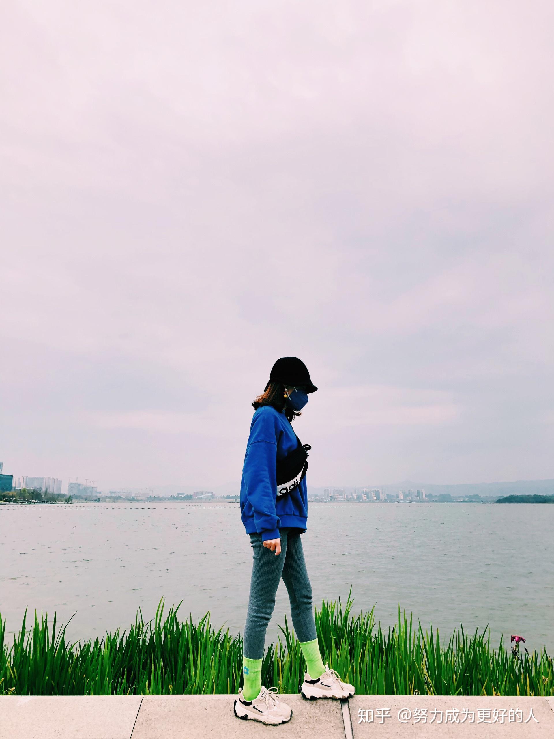 女生身高155cm算矮嗎？——一個值得探討的話題，女生身高155cm是否算矮，深度探討的話題