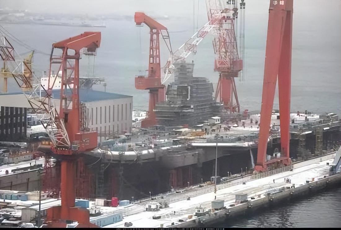 瓦良格號(hào)航母，中國(guó)海軍的驕傲與力量象征，瓦良格號(hào)航母，中國(guó)海軍的驕傲與力量之象征