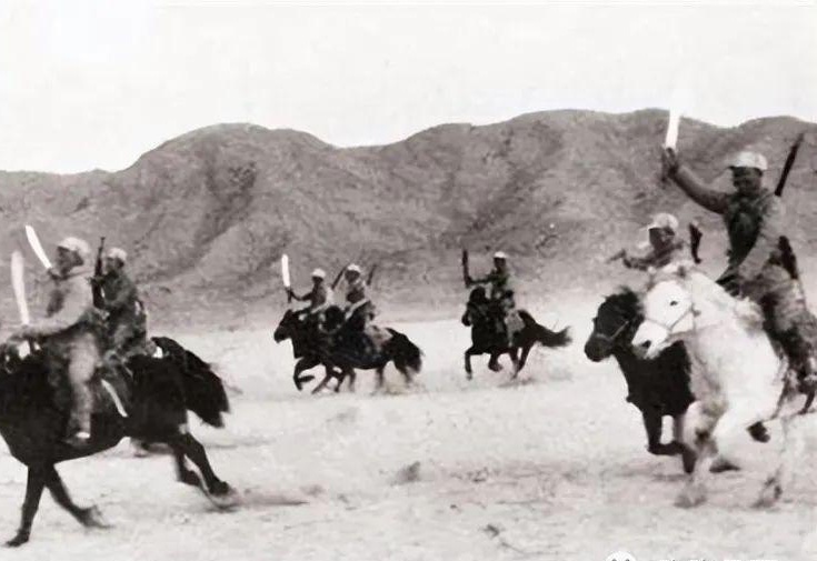 西路軍，歷史回顧與深入解析，西路軍歷史回顧與深度解析，戰(zhàn)略決策與戰(zhàn)爭(zhēng)影響研究