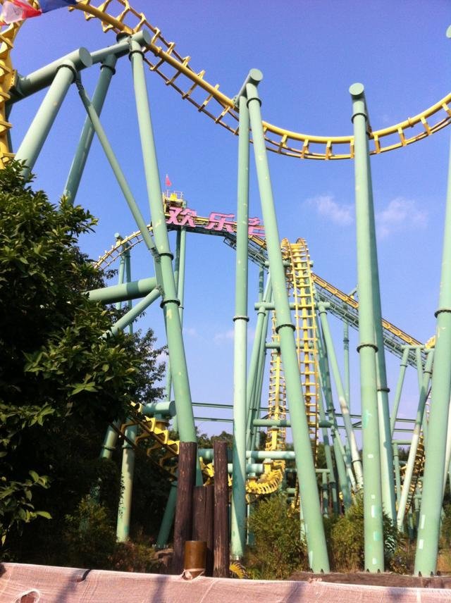 深圳歡樂谷游玩項目表，探索樂趣無窮的樂園世界，深圳歡樂谷游玩指南，樂園世界探險之旅