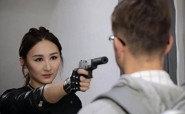 使徒行者女保鏢名字揭曉，使徒行者女保鏢名字揭曉，神秘保鏢身份揭秘