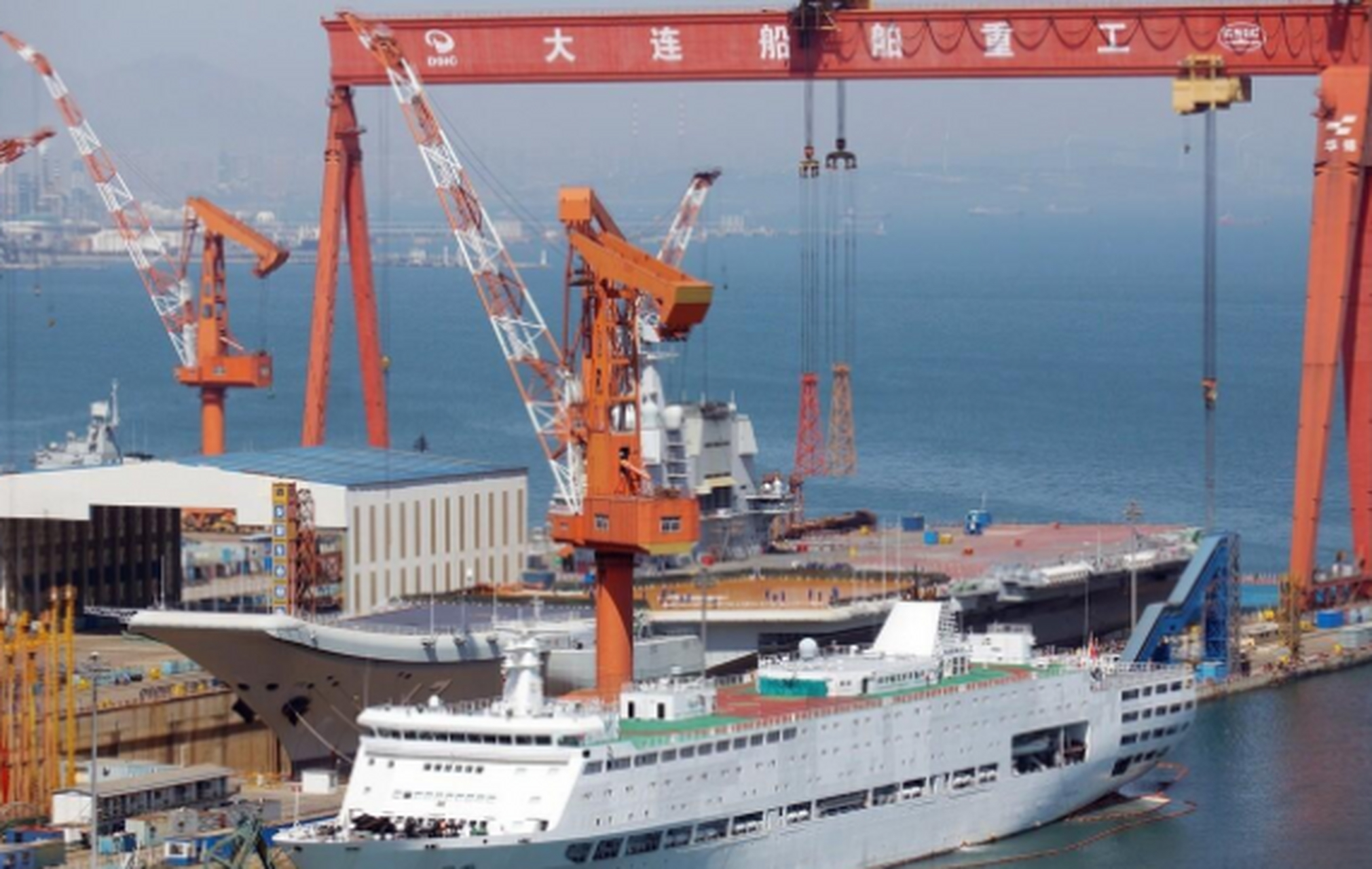 大連造船廠搬遷揭秘，新址究竟在哪里？，大連造船廠搬遷幕后揭秘，新址揭曉！