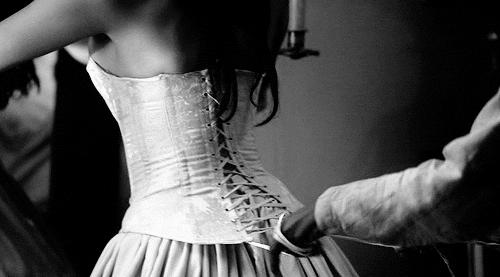 如何自己判斷子宮下垂，子宮下垂的自我判斷方法